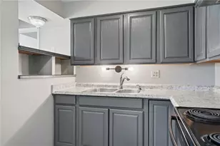 5717 Resik Dr, Huber Heights, OH 45424 - Photo 13