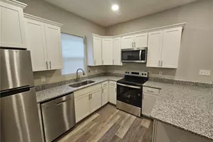 728 Wyoming St, Dayton, OH 45410 - Photo 5