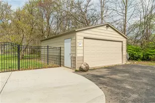 8555 Lochard Rd, Sidney, OH 45365 - Photo 47