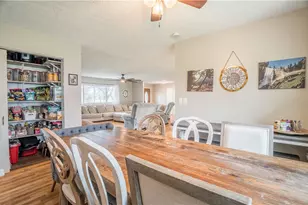 8555 Lochard Rd, Sidney, OH 45365 - Photo 13