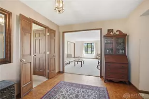 926 Goal Post Dr, Washington Twp, OH 45458 - Photo 9