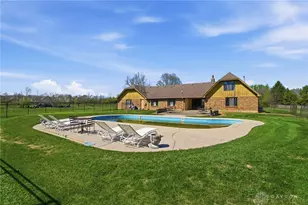 926 Goal Post Dr, Washington Twp, OH 45458 - Photo 65