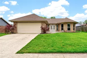 8818 Trowbridge Way, Huber Heights, OH 45424 - Photo 3