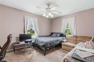 626 W Cres Ln, Franklin, OH 45005 - Photo 11