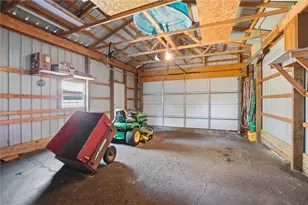 1047 Steven Circle Dr, Bethel Twp, OH 45344 - Photo 53
