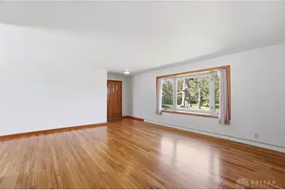 1047 Steven Circle Drive, Bethel Twp, OH 45344 - Photo 7