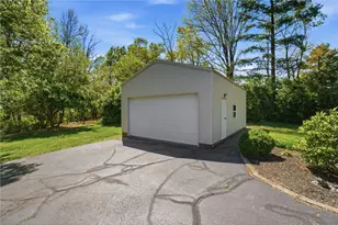 1047 Steven Circle Dr, Bethel Twp, OH 45344 - Photo 51
