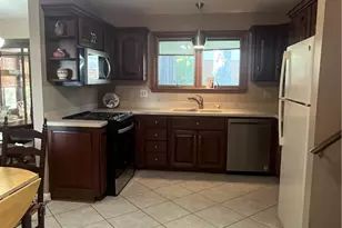 900 Ingersol Dr, Kettering, OH 45429 - Photo 11