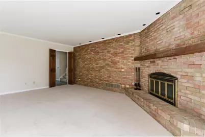 6835 Saint Laurent Circle, Washington Twp, OH 45459 - Photo 13