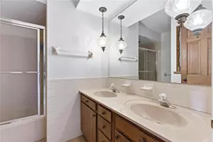6835 St Laurent Cir, Washington Twp, OH 45459 - Photo 31