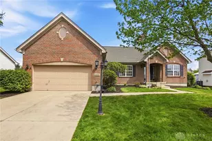 6899 Evergreen Cir, Huber Heights, OH 45424 - Photo 9