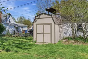 1810 W Main St, New Lebanon, OH 45345 - Photo 9