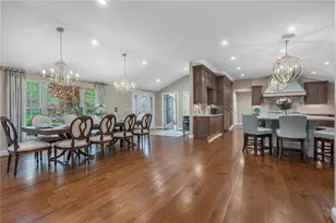 317 Colonial Ln, Washington Twp, OH 45429 - Photo 15