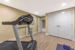 317 Colonial Ln, Washington Twp, OH 45429 - Photo 75