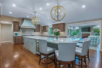 317 Colonial Lane, Washington Twp, OH 45429 - Photo 17