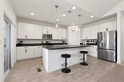 10023 Washington Glen Drive, Washington Twp, OH 45458 - Photo 9