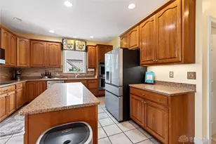 1475 Country Wood Dr, Bellbrook, OH 45440 - Photo 21