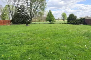 288 Gordon Rd, Bethel Twp, OH 45504 - Photo 15