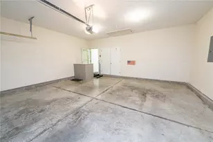 7444 New York Way, Butler Twp, OH 45414 - Photo 37