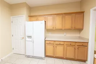 7444 New York Way, Butler Twp, OH 45414 - Photo 15