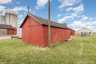 6105 New Carlisle Pike, Bethel Twp, OH 45504 - Photo 39