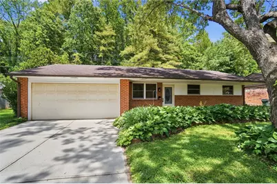 160 Belair Circle, Bellbrook, OH 45305 - Photo 3