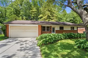160 Belair Cir, Bellbrook, OH 45305 - Photo 3