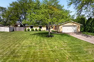 1180 Stillcreek Dr, Washington Twp, OH 45458 - Photo 49