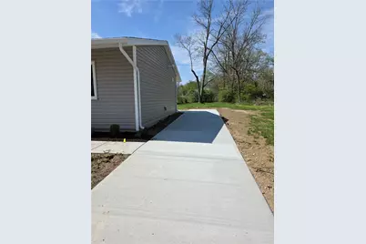 1511 Azalea Drive, Trotwood, OH 45417 - Photo 15