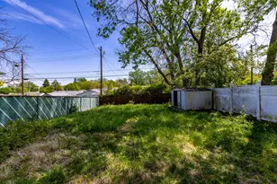 736 Oakleaf Dr, Dayton, OH 45417 - Photo 23