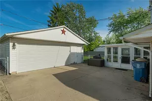 7648 Harshmanville Rd, Huber Heights, OH 45424 - Photo 35