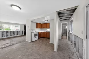 6051 Longford Rd, Huber Heights, OH 45424 - Photo 15