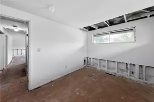 6051 Longford Rd, Huber Heights, OH 45424 - Photo 9