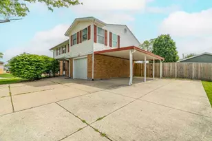 7620 Sheba Ct, Dayton, OH 45424 - Photo 3