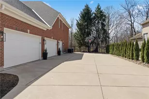 7701 Woodbridge Ct, Clearcreek Twp, OH 45066 - Photo 5