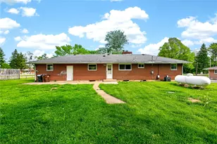 9860 Wolf Creek Pike, Dayton, OH 45426 - Photo 33