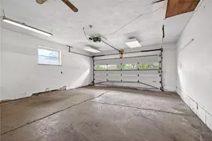 9860 Wolf Creek Pike, Dayton, OH 45426 - Photo 29