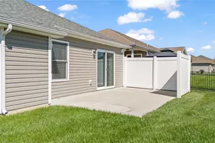1151 Parklawn Ct, Troy, OH 45373 - Photo 11