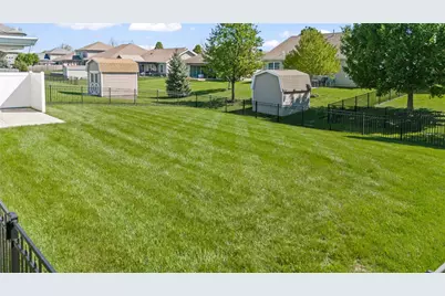 1151 Parklawn Court, Troy, OH 45373 - Photo 11