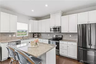 295 Fox Creek Ct, Washington Twp, OH 45458 - Photo 9