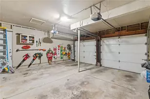 2460 Kewanna Ln, Beavercreek, OH 45434 - Photo 39