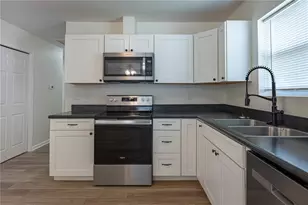 4087 Klepinger Rd, Dayton, OH 45416 - Photo 9