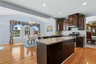 9448 Aspen Brook Ct, Centerville, OH 45458 - Photo 5