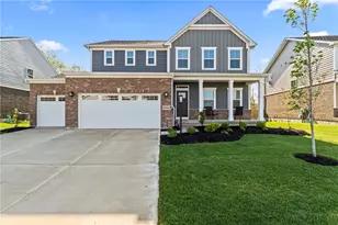 9886 Fairwater Springs Dr, Centerville, OH 45458 - Photo 3