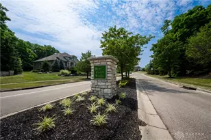 2460 Bent Grass Dr, Beavercreek, OH 45431 - Photo 9