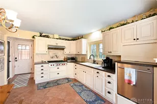 11146 Milton Carlisle Rd, Bethel Twp, OH 45344 - Photo 13
