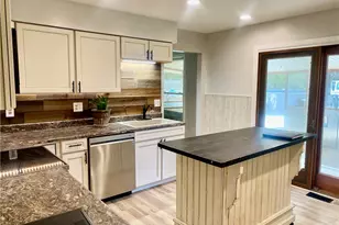 5540 Peters Rd, Tipp City, OH 45371 - Photo 9
