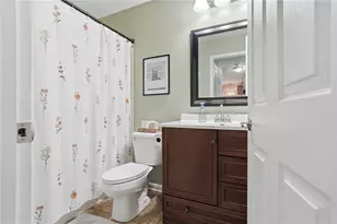 6205 Blue Lake Dr, Green Township, OH 45247 - Photo 13