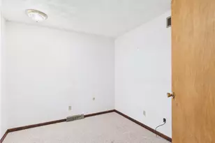 674 W Main St, New Lebanon, OH 45345 - Photo 29