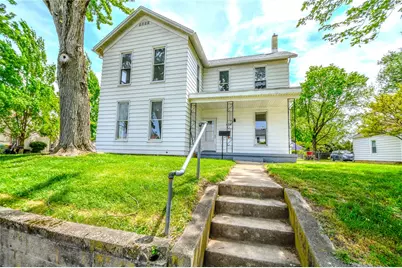 138 E Main Street, West Carrollton, OH 45449 - Photo 1